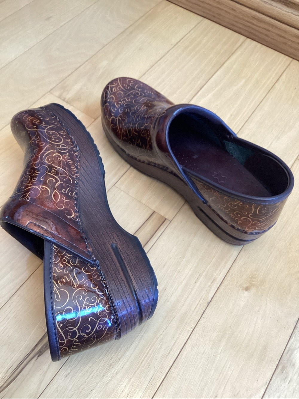 Dansko 20th Anniversary limited edition inspirational quote professional clogs